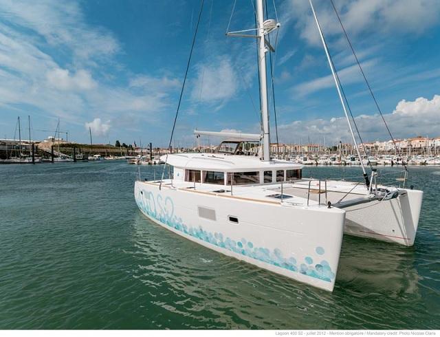 Photo #1 - Lagoon 400 S2 (Stefania) in Alimos marina - 38984