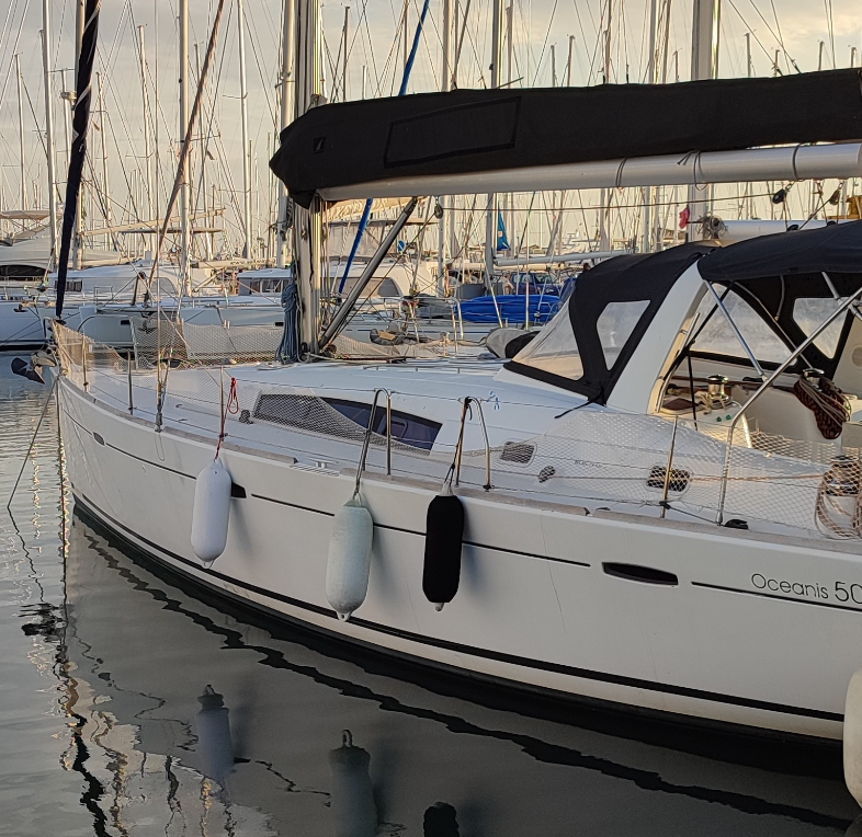 Photo #1 - Oceanis 50 Family - 5 + 1 cab. (Sueno) en Athens, Alimos marina - 39022