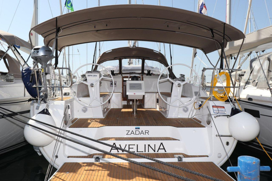 Photo #1 - Bavaria Cruiser 46 - 4 cab. (Avelina) en Marina (ex. Tankerkomerc) - 39053