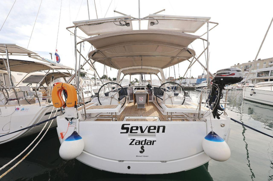 Photo #1 - Oceanis 41.1 (Seven) in Marina Zadar (ex. Tankerkomerc) - 39084