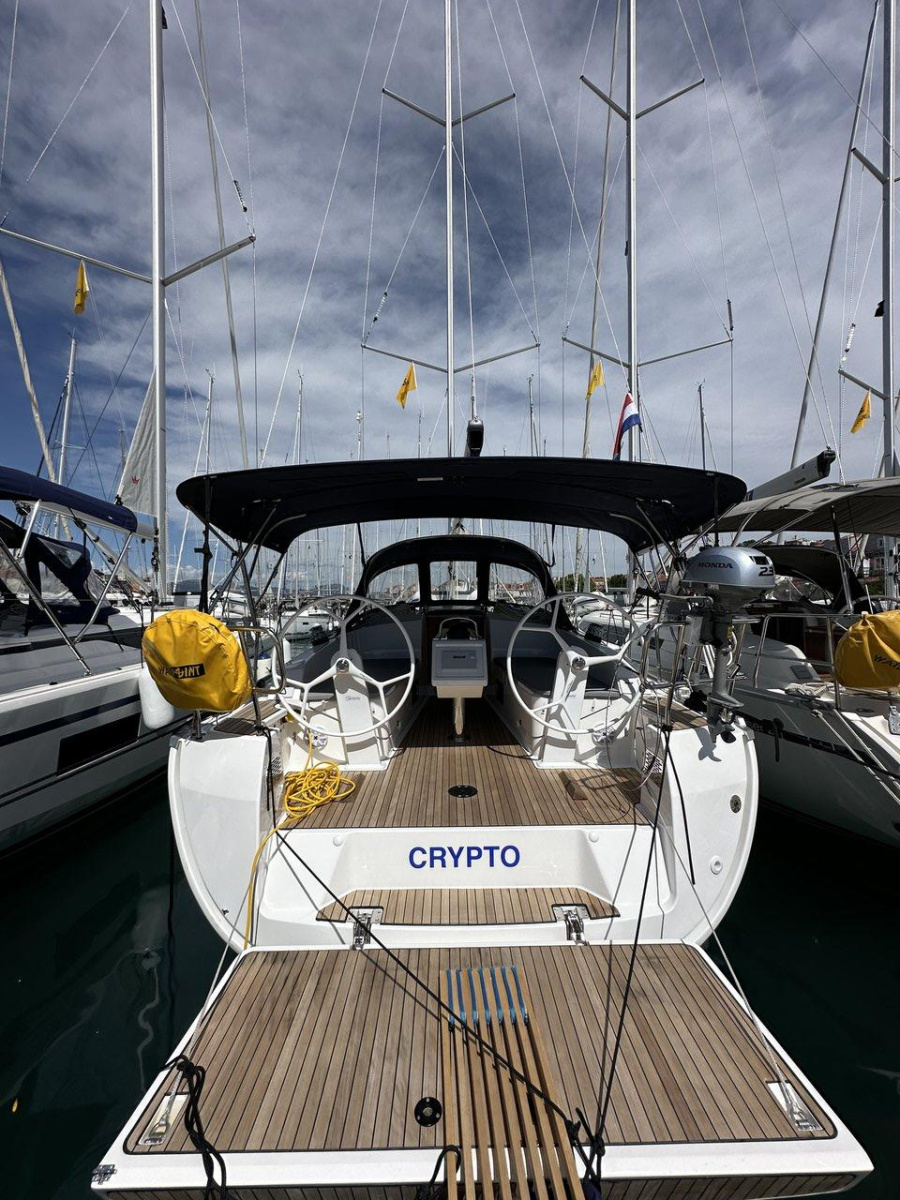 Photo #1 - Bavaria Cruiser 37 - 3 cab. (Crypto) in ACI Marina - 39104