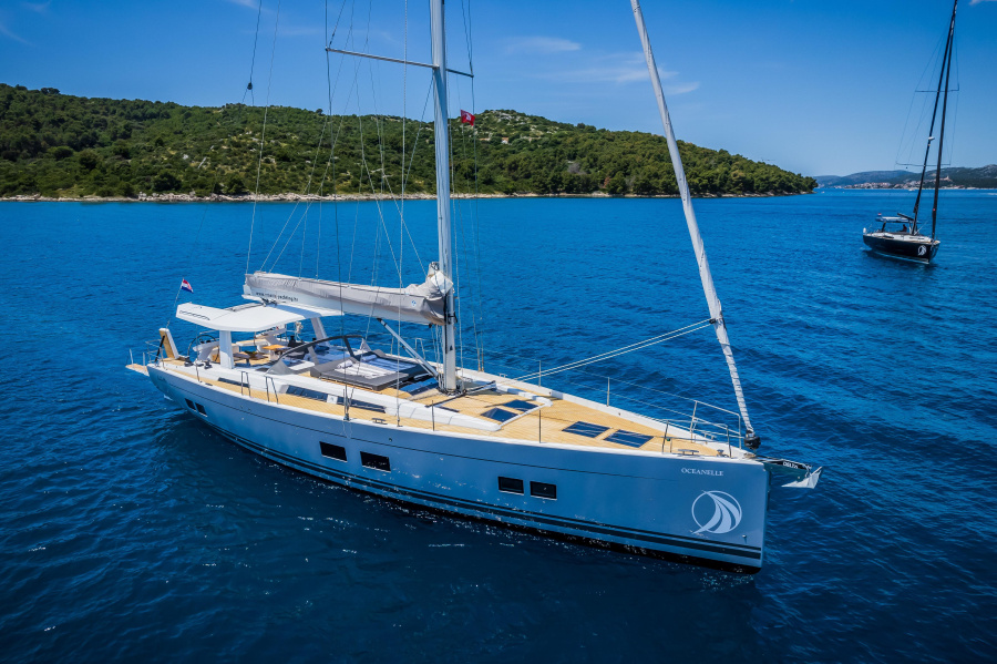 Photo #1 - Hanse 588 - 3 + 1 cab. (Oceanelle) in Yachtclub Seget (Marina Baotić) - 39173