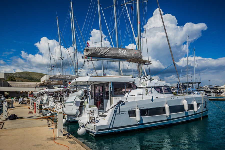Photo #1 - Bali Catspace (Eternity Now) en Yachtclub Seget (Marina Baotić) - 39257