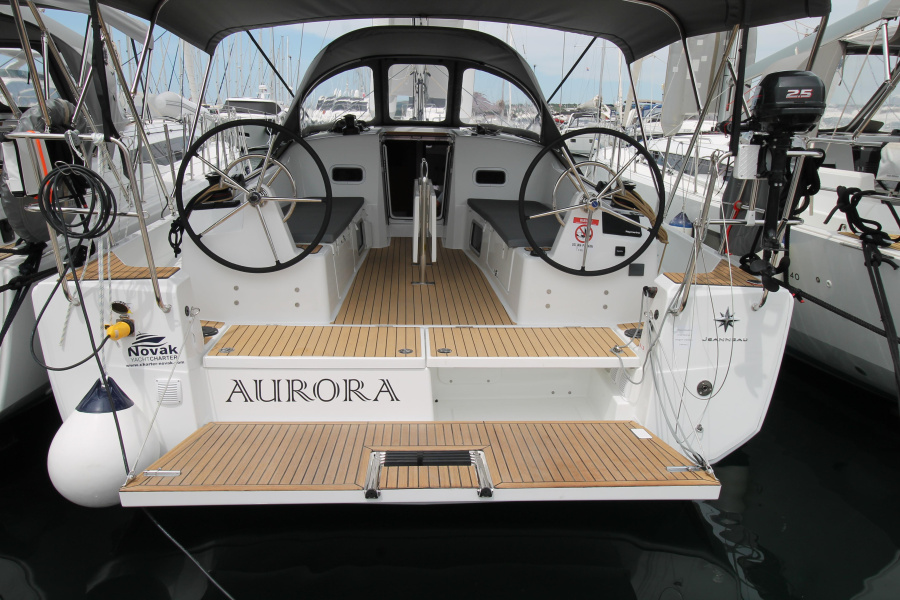 Photo #1 - Sun Odyssey 380 (Aurora) in Marina Kornati - 39371