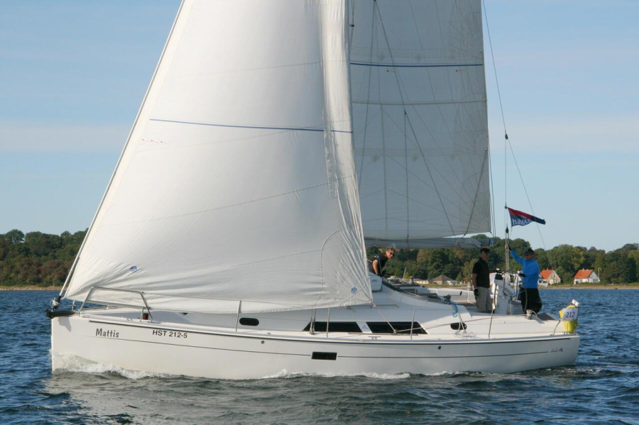 Photo #1 - Hanse 370 (Mattis) in Marina Sonwik - 39563