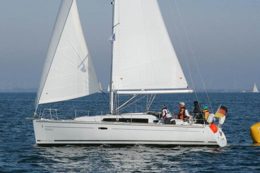 Photo #1 - Oceanis 34 (Blaubart) in Marina Sonwik - 39569