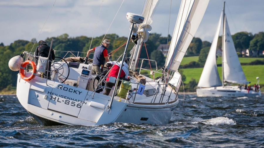 Photo #1 - Sun Odyssey 409 (Rocky) in Marina Sonwik - 39593