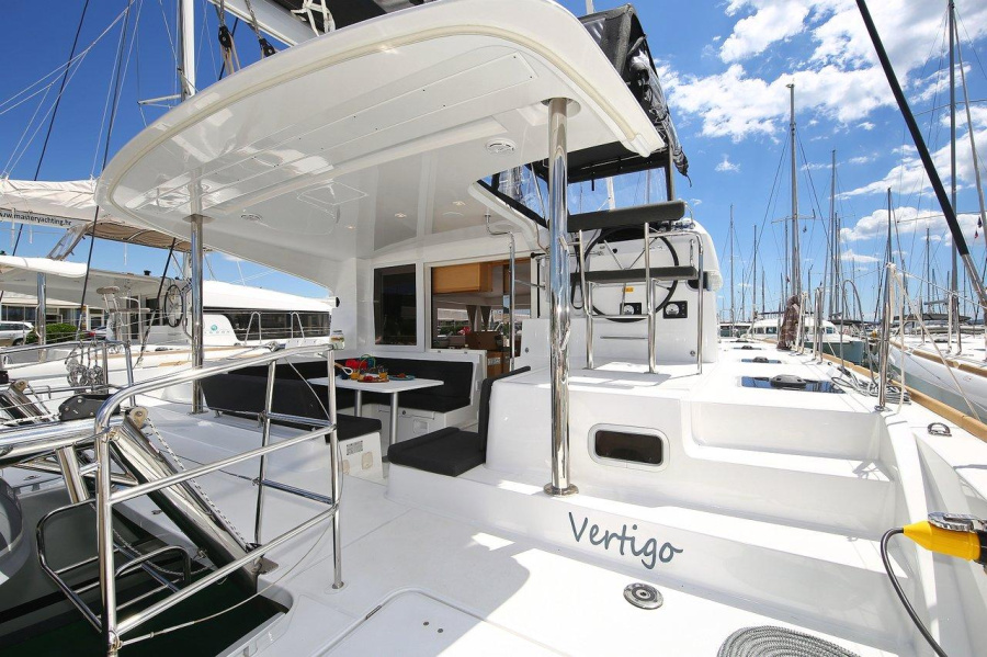 Photo #1 - Lagoon 39 - 4 + 2 cab. (Vertigo) in Marina Punat - 39662