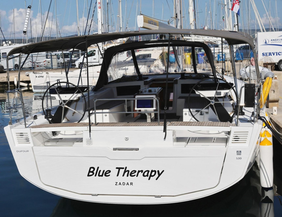 Photo #1 - Dufour 530 - 5 + 1 cab. (Blue Therapy) in Marina Šangulin - 39664