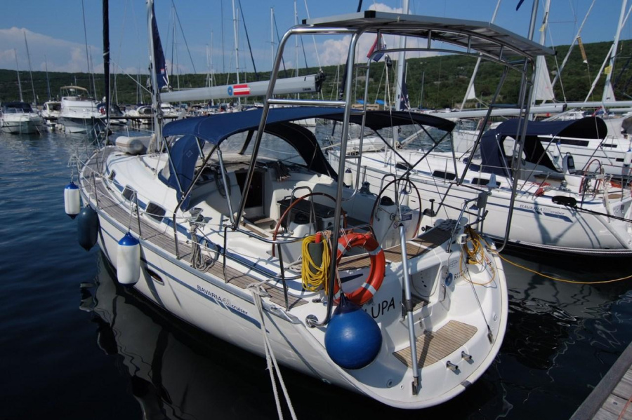 Photo #1 - Bavaria 42 Cruiser (Lupa) en Marina Punat - 39722