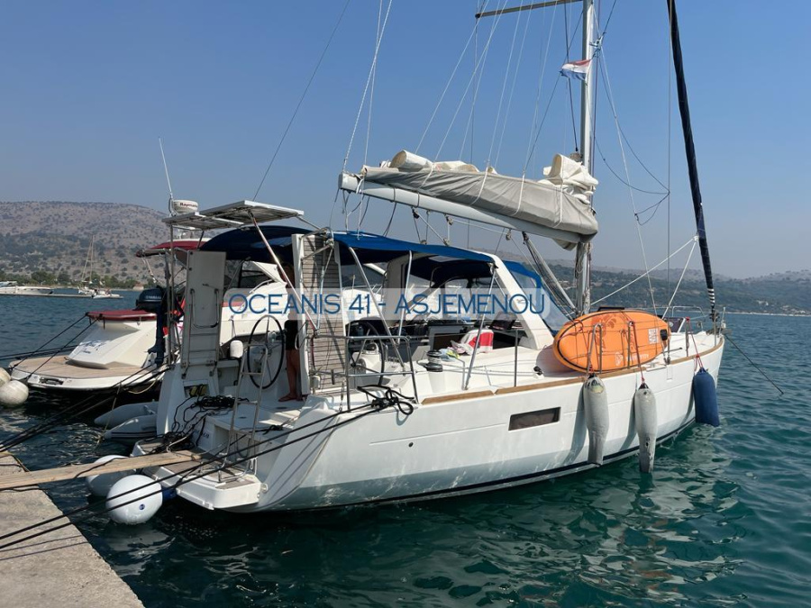 Photo #1 - Oceanis 41 (Asjemenou) en Corfu, Gouvia Marina - 39832