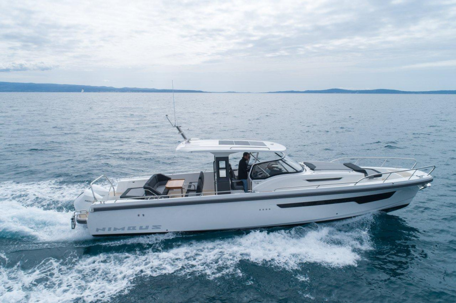 Photo #1 - Nimbus T11 (Pura Vida) en Marina Nava - 39849