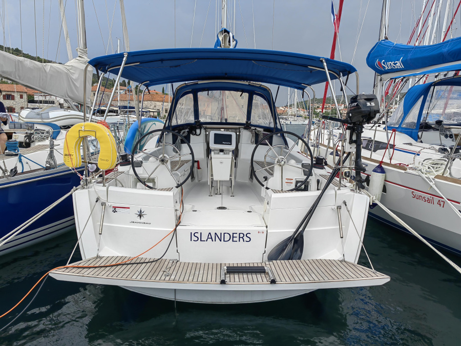 Islanders - 2