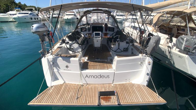 Photo #1 - Sun Odyssey 389 (Amadeus) in Marina Frapa - 39894