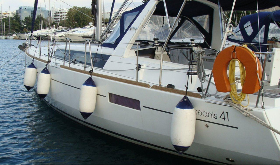 Photo #1 - Oceanis 41 (Ecstasea) en Athens, Alimos marina - 39920