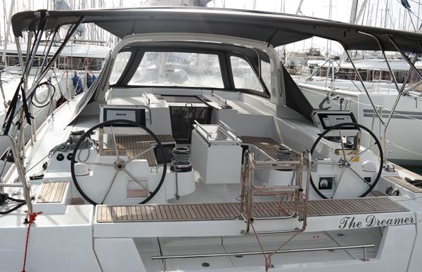 Photo #1 - Oceanis 55 - 5 + 1 cab. (Dreamer) in Gouvia Marina - 39930