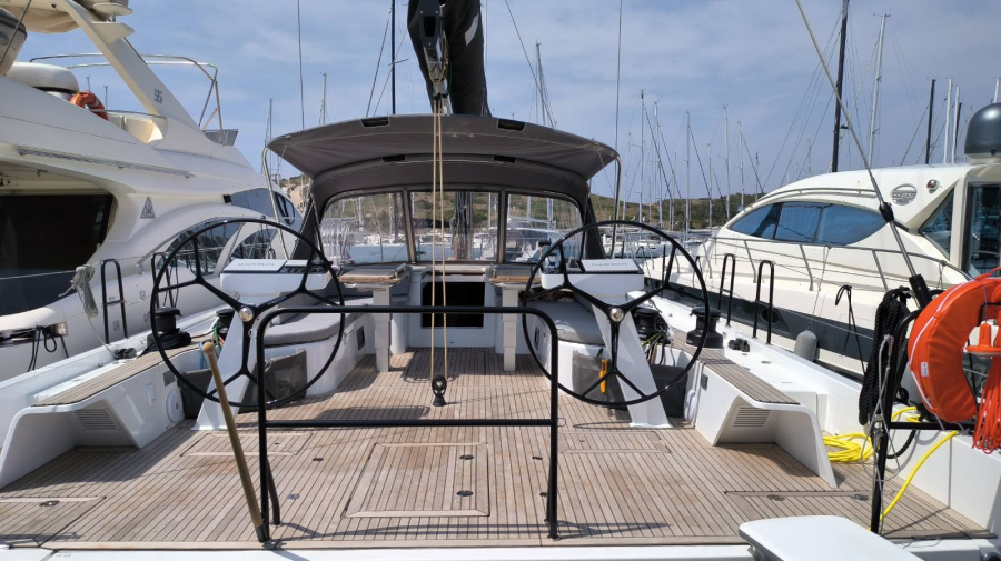 Photo #1 - First 53 - 3 + 1 cab. (Oktana) in - Olympic Marine - 39957