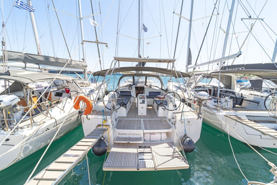 Photo #1 - Sun Odyssey 490 - 5 + 1 cab. (Queens of Utrecht) in Lefkas, Nikiana Marina - 39962