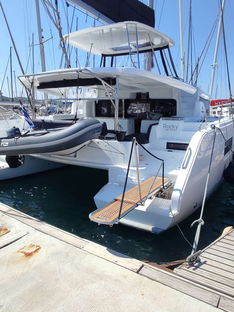 Photo #1 - Lagoon 46 - 4 + 2 cab. (Rocky) in - Olympic Marine - 39966