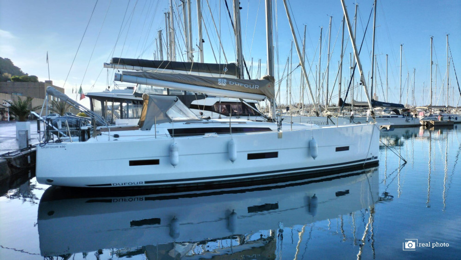 Photo #1 - Dufour 430 (Kairos) in Castellammare, Marina di Stabia - 40160