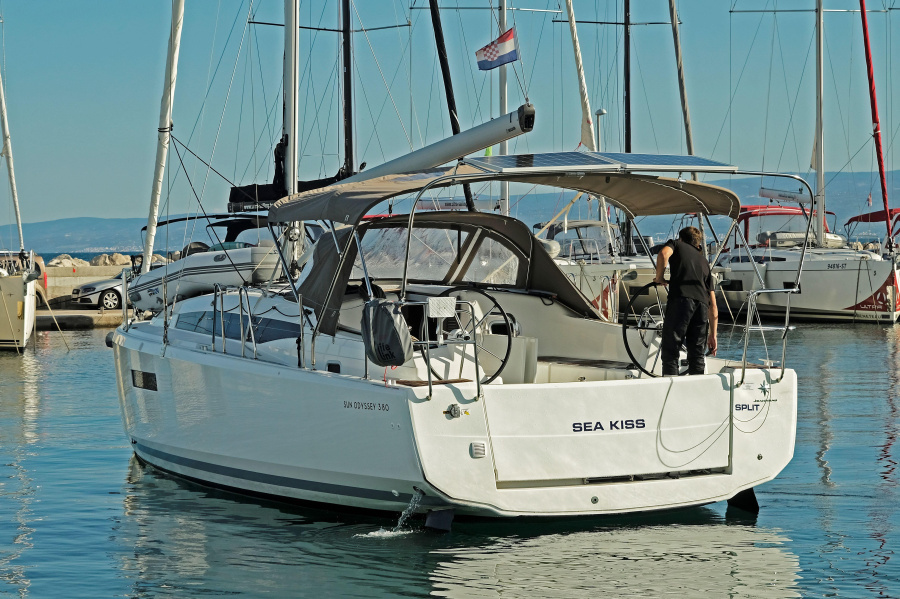 Photo #1 - Sun Odyssey 380 (Sea Kiss) en ACI Marina - 40182