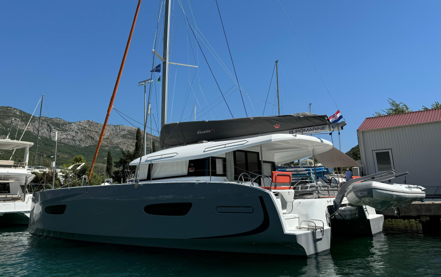 Photo #1 - Excess 14 - 4 + 2 cab. (Blue Kiss) in Komolac, ACI Marina - 40184