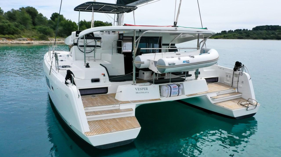 Photo #1 - Lagoon 42 - 4 + 2 cab. (Vesper) in Yachtclub Seget (Marina Baotić) - 40227
