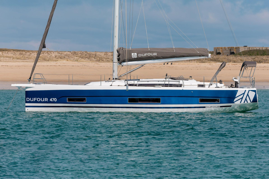 Photo #1 - Dufour 470 - 4 cab. (Blue moon) en Marina Kremik - 40230