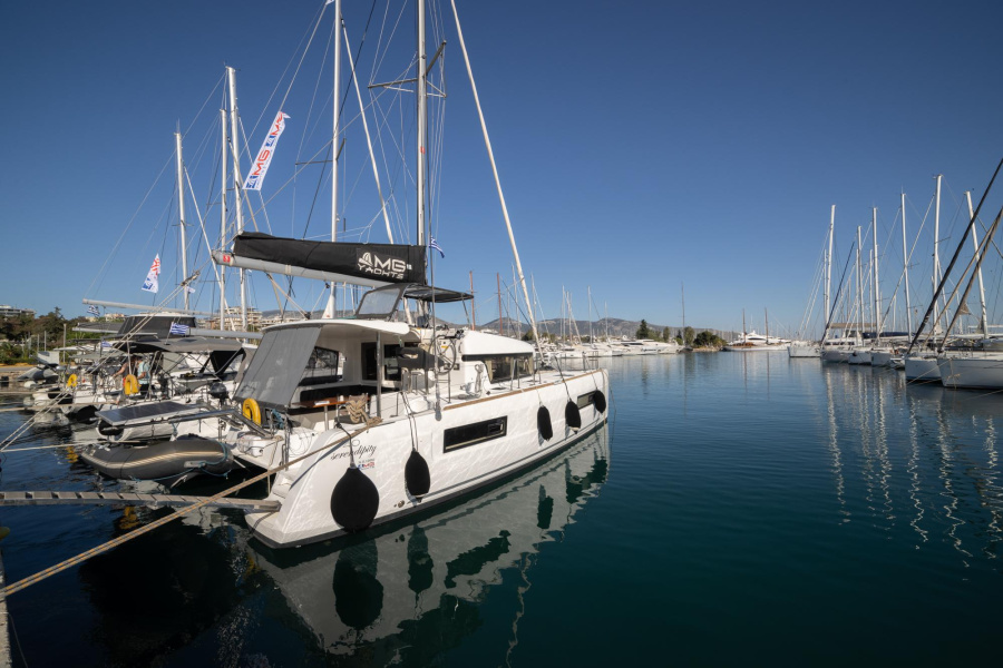 Photo #1 - Lagoon 40 - 4 + 2 cab (Serendipity) en Athens, Alimos marina - 40364