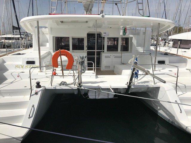 Photo #1 - Lagoon 450 F - 4 + 2 cab. (Solstice) en Athens, Alimos marina - 40379