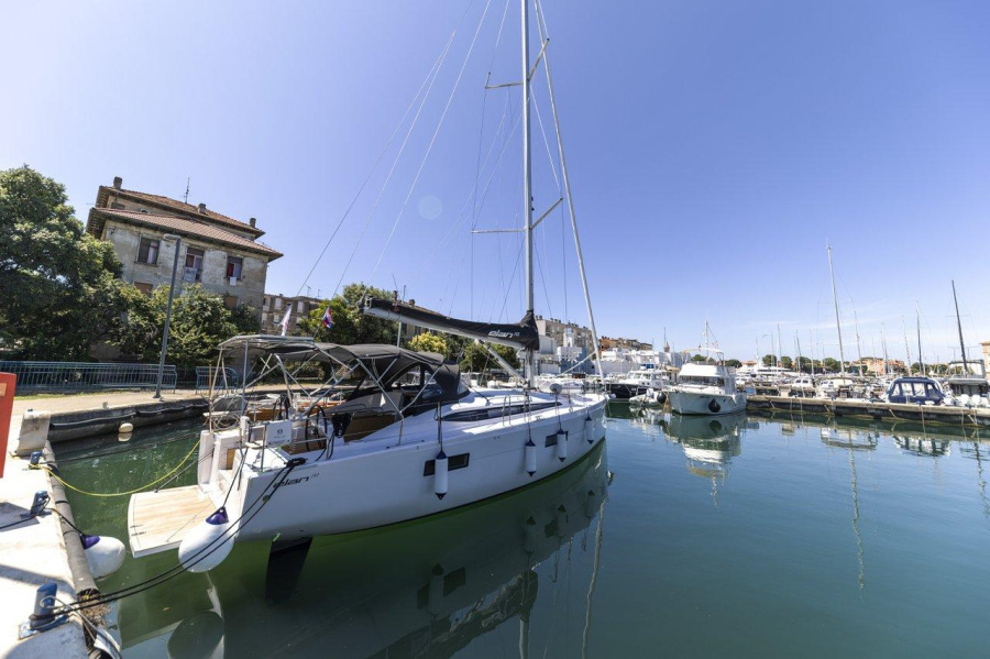 Photo #1 - Elan Impression 45 - 4 cab. (Amaretto) in Marina Zadar (ex. Tankerkomerc) - 40395
