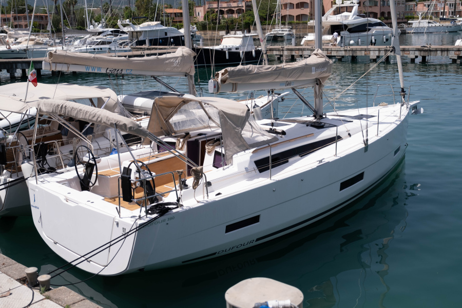 Photo #1 - Dufour 390 GL (Palmarola) in Sicily - 40416