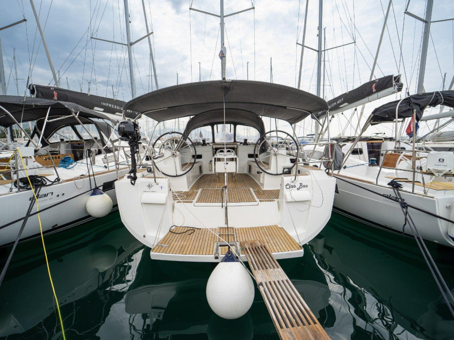 Photo #1 - Sun Odyssey 519 - 5 cab. (Ciao Bao) in Yachtclub Seget (Marina Baotić) - 40499