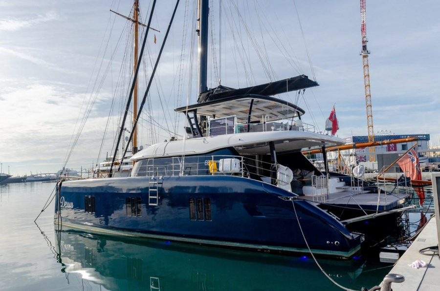 Photo #1 - Sunreef 60 (Dessus) in Marina - 40647