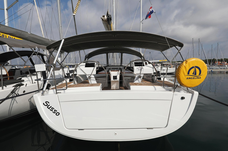 Photo #1 - Hanse 455 - 3 cab. (Susso) in Marina Šangulin - 40693