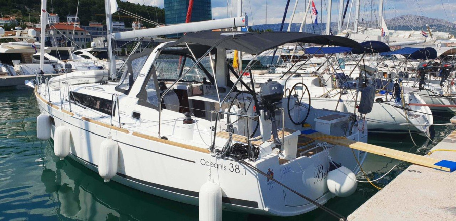 Photo #1 - Oceanis 38.1 (Bellona) in ACI Marina - 40807