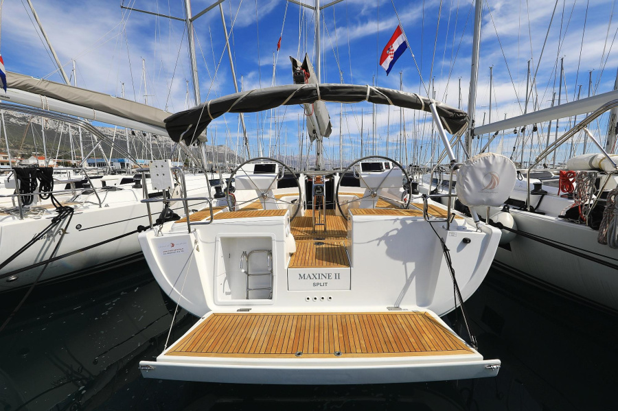 Photo #1 - Hanse 455 (Maxine II) en Marina - 40876