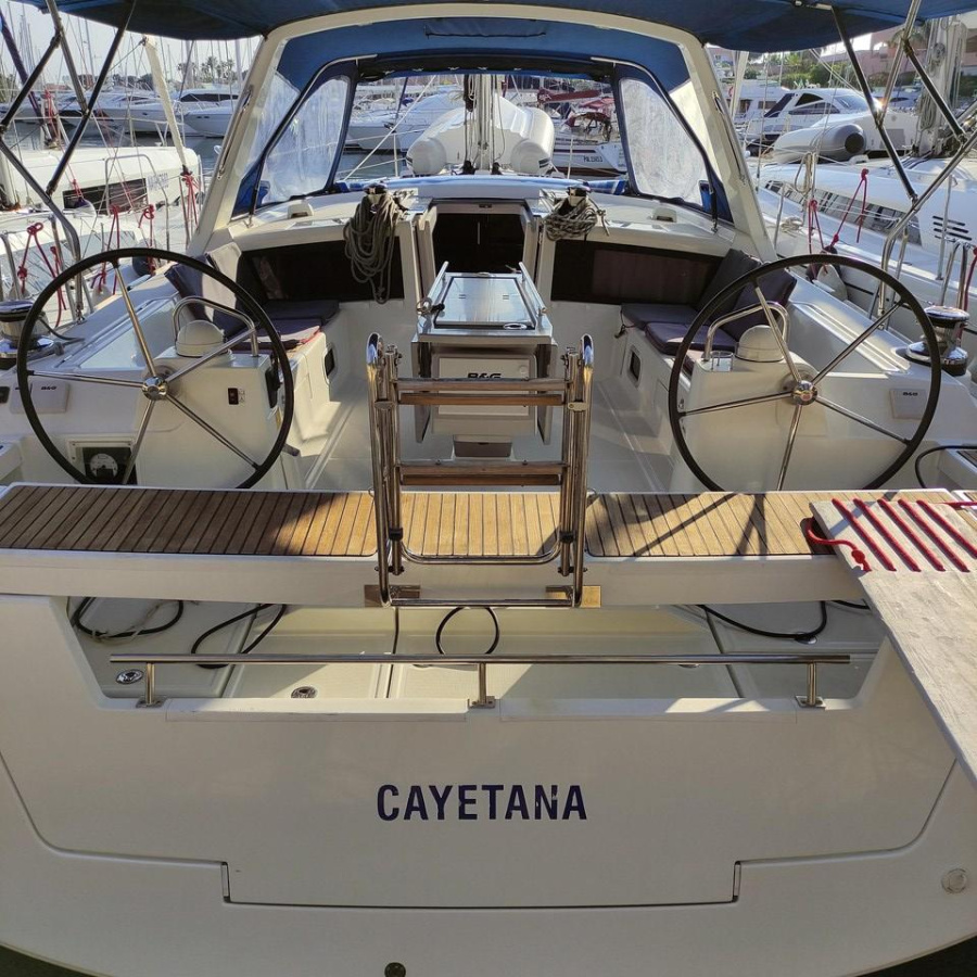 Cayetana - 0