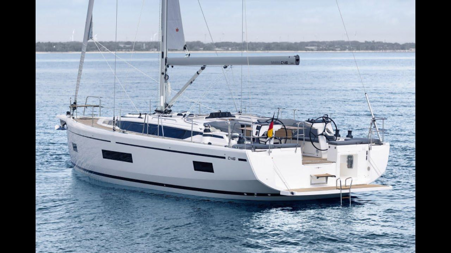 Photo #1 - Bavaria C46 - 4 cab. (Art N) in Marina - 41252