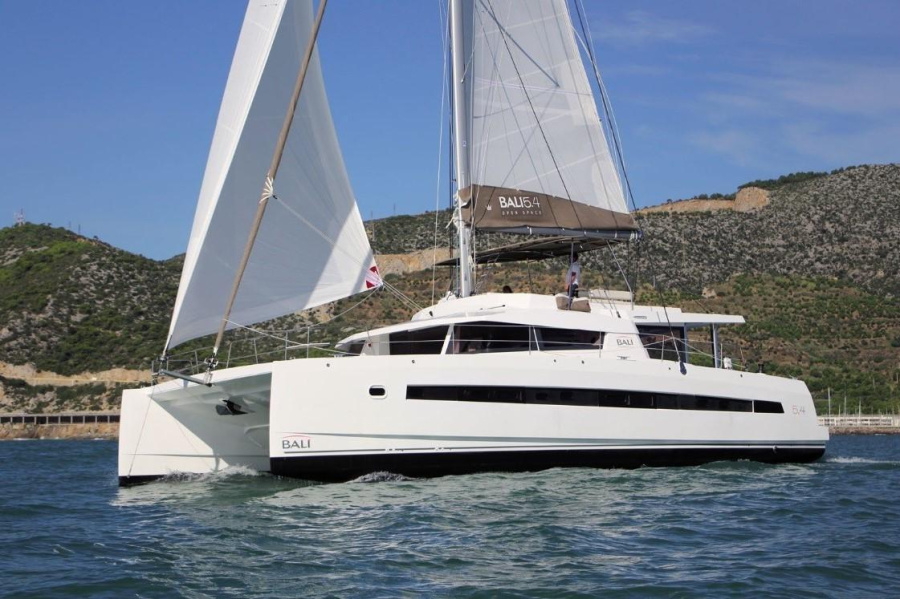 Photo #1 - Bali 5.4 - 6 + 2 cab. (OLWE_DB) in Athens, Alimos marina - 41301