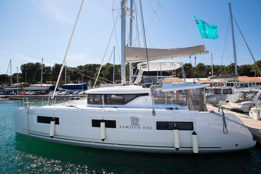 Photo #1 - Lagoon 46 - 4 + 2 cab. (Little Havana) in Pula, ACI Marina - 41359