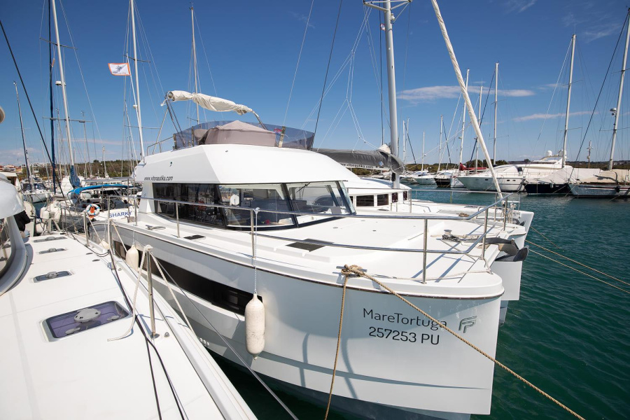 Photo #1 - Fountaine Pajot MY 37 (Mare Tortuga) in Pula, ACI Marina - 41371