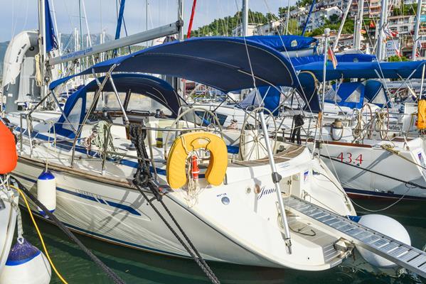 Photo #1 - Bavaria 44 - 3 cab. (SeaBreeze) en Ece Saray Marina Resort - 41398