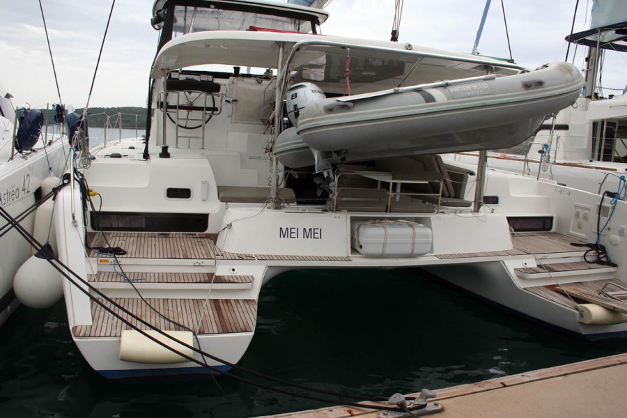 Photo #1 - Lagoon 42 - 4 + 2 cab. (Mei Mei) en Yachtclub Seget (Marina Baotić) - 41614
