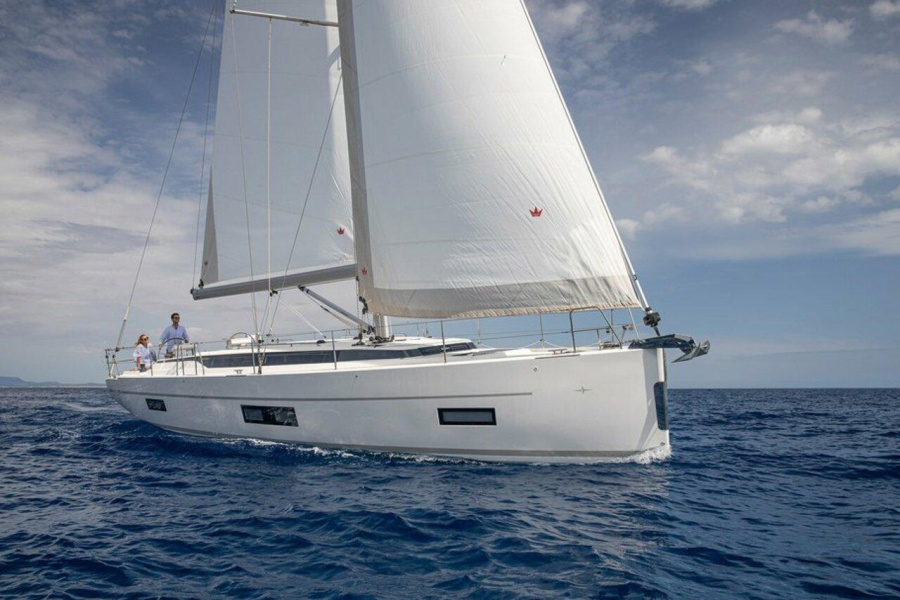 Photo #1 - Bavaria C45 - 3 cab. (Galini) in Alimos marina - 41735