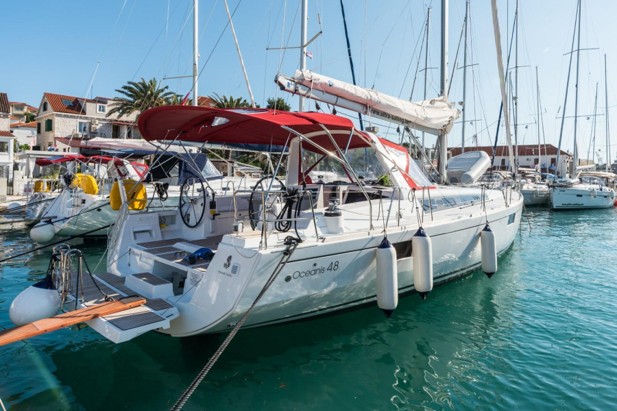 Photo #1 - Oceanis 48 - 5 cab. (Summer Dream) in ACI Marina - 41754