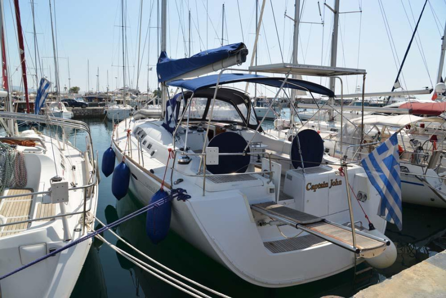 Photo #1 - Oceanis 54 - 4 + 1 cab. (Captain John) en Yacht Club Marina , Athens area - 41792