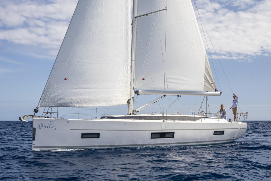 Photo #1 - Bavaria C45 - 4 cab. (Whisper) in de Mallorca, Marina Naviera Balear - 41899