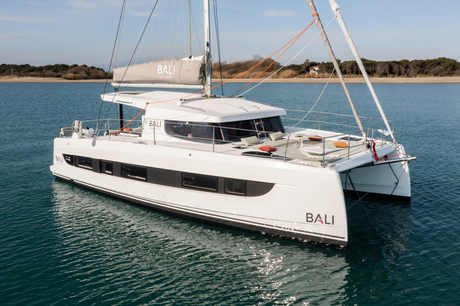 Photo #1 - Bali Catsmart OW - 3 cab. (Le Petite Prince - OW) en Marina - 41995