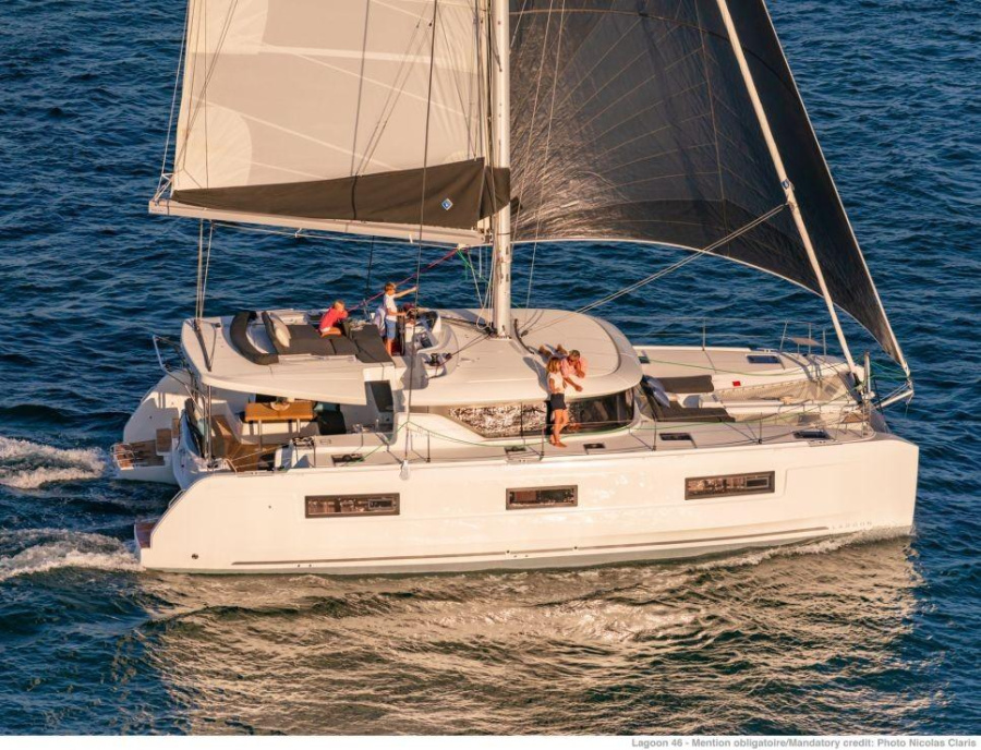 Photo #1 - Lagoon 46 OW - 3 + 1 cab. (Draco) en Mallorca, Porto Colom - 42166